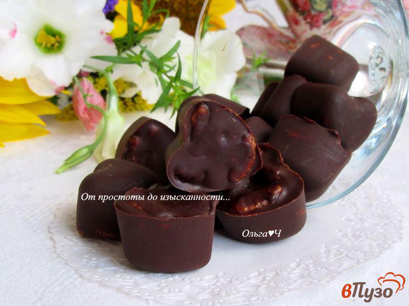 Фото приготовление рецепта: Шоколадные конфеты с хрустящими шариками шаг №5