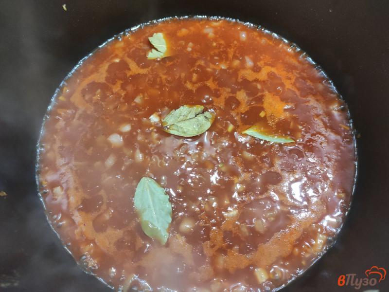 Фото приготовление рецепта: Куриные голени в томатном соусе шаг №8