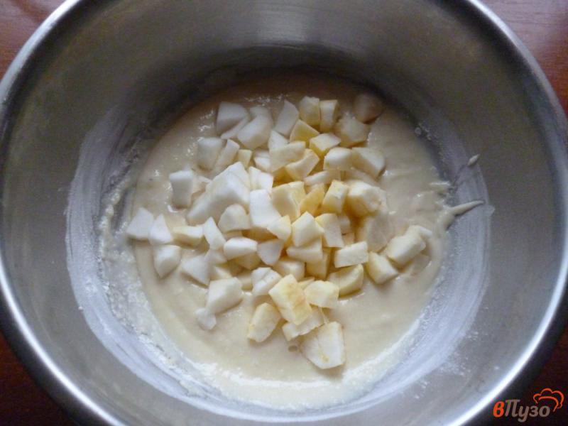 Фото приготовление рецепта: Творожный пирог с яблоками шаг №6