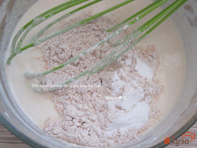 Фото приготовление рецепта: Цельнозерновые оладьи на сыворотке шаг №3