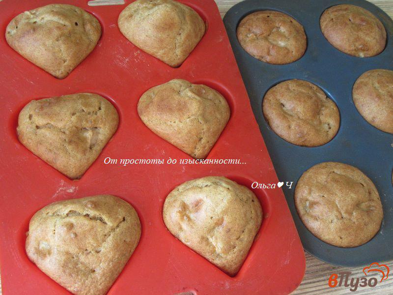 Фото приготовление рецепта: Английские яблочные кексы шаг №6