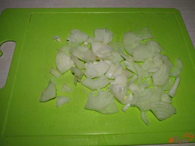 Фото приготовление рецепта: Хек с картофелем под сырной корочкой шаг №4