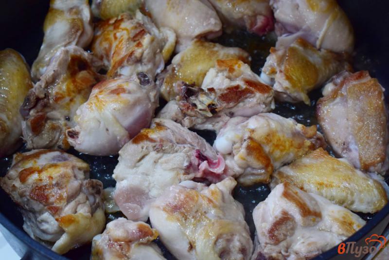 Фото приготовление рецепта: Курица с луком и болгарским перцем шаг №1