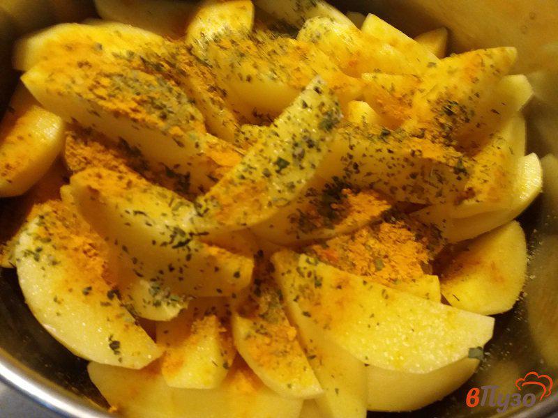 Фото приготовление рецепта: Запеченный картофель в мультиварке на утином жире шаг №3