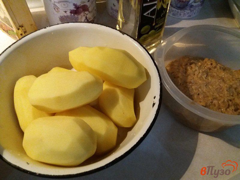 Фото приготовление рецепта: Запеканка из картофеля с мясом шаг №2