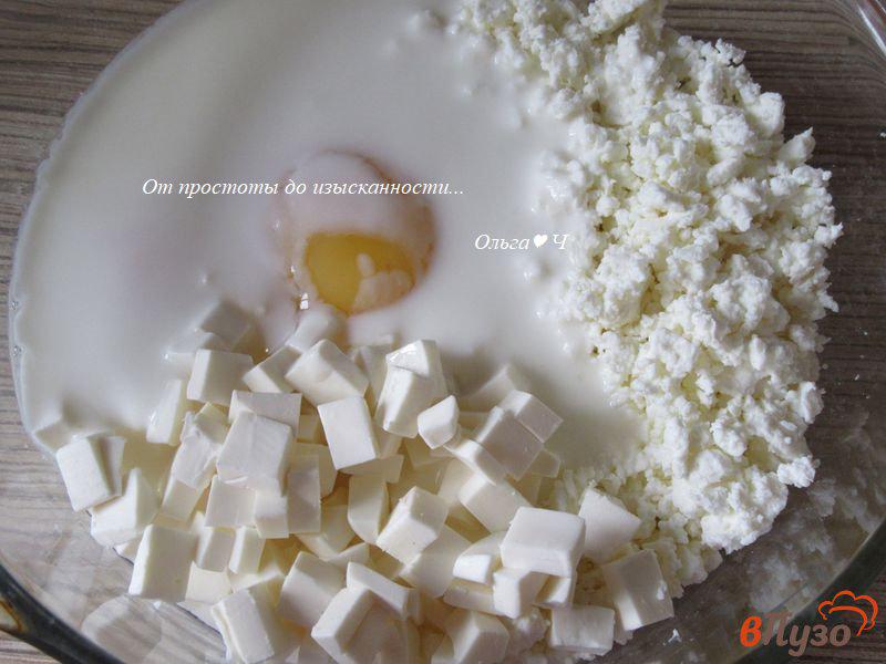 Фото приготовление рецепта: Закусочный кекс с фетой и укропом шаг №1