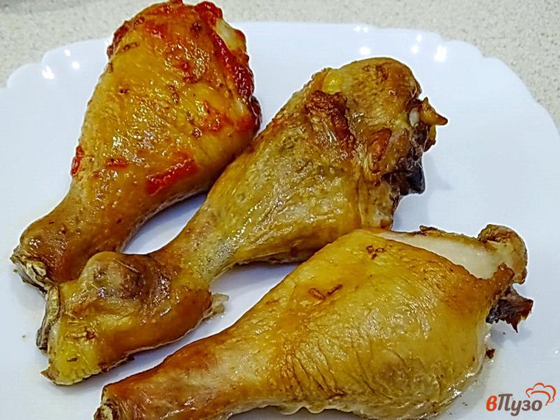Фото приготовление рецепта: Куриные голени в духовке с соусом шаг №8