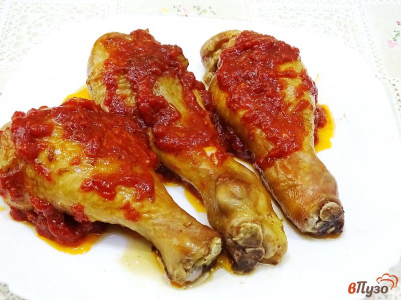 Фото приготовление рецепта: Куриные голени в духовке с соусом шаг №9