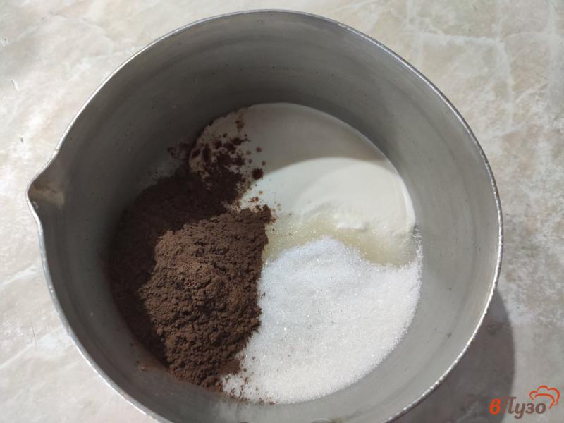 Фото приготовление рецепта: Шоколадные фонданы на сметане шаг №1
