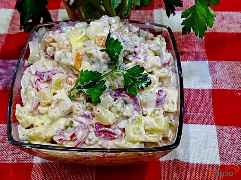 Фото приготовление рецепта: Салат картофельный с сельдью шаг №8