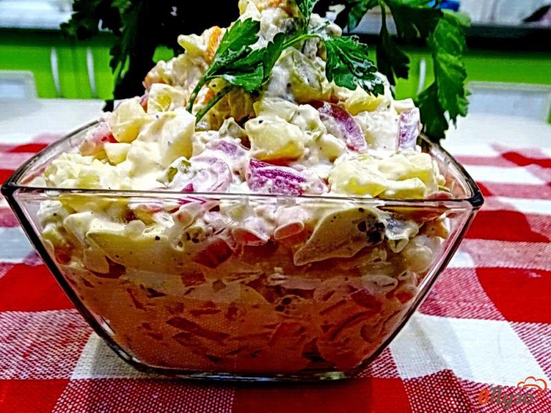 Фото приготовление рецепта: Салат картофельный с сельдью шаг №9