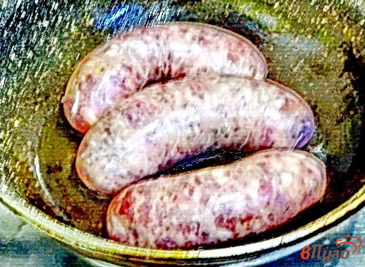 Фото приготовление рецепта: Жареные колбаски гриль под молочно-сметанным соусом шаг №1