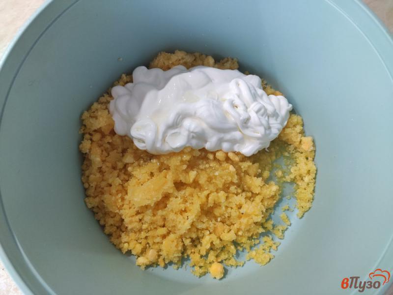 Фото приготовление рецепта: Печенье на варёных желтках и сметане шаг №2