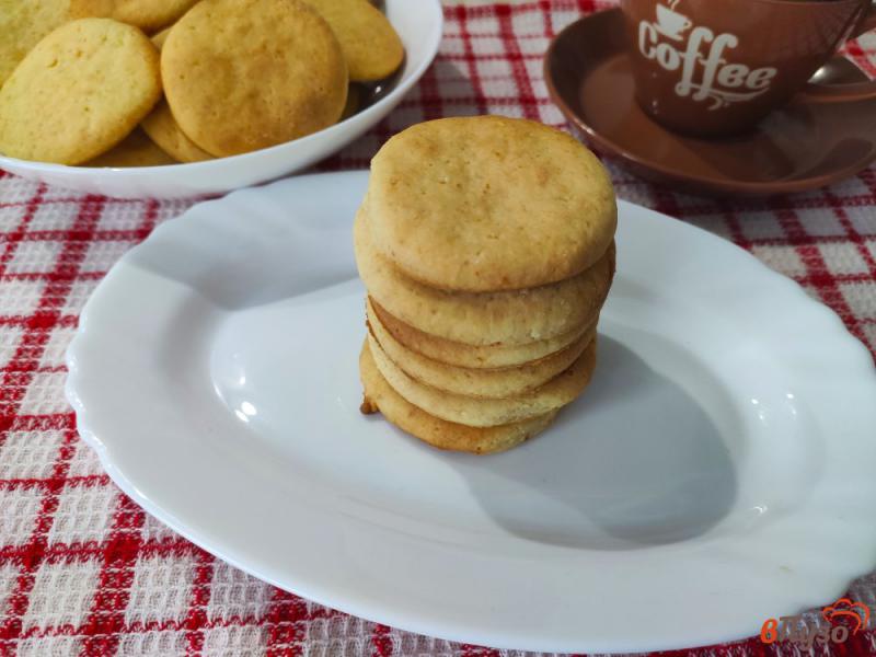 Фото приготовление рецепта: Печенье на варёных желтках и сметане шаг №9
