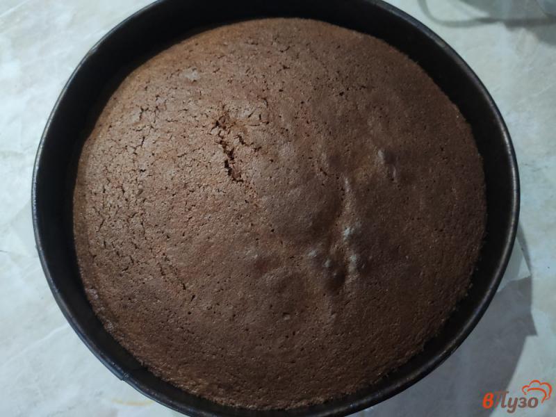 Фото приготовление рецепта: Шоколадный торт с кремом из вареной сгущенки шаг №6