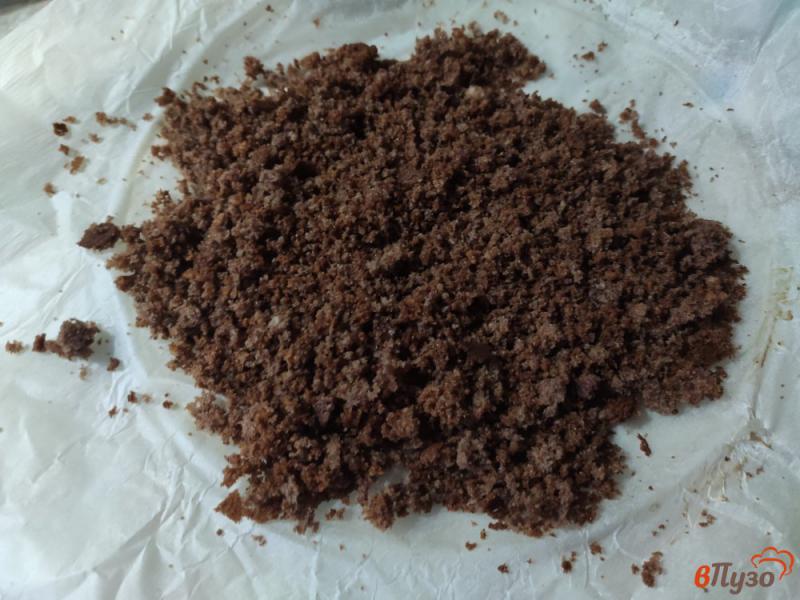 Фото приготовление рецепта: Шоколадный торт с кремом из вареной сгущенки шаг №11