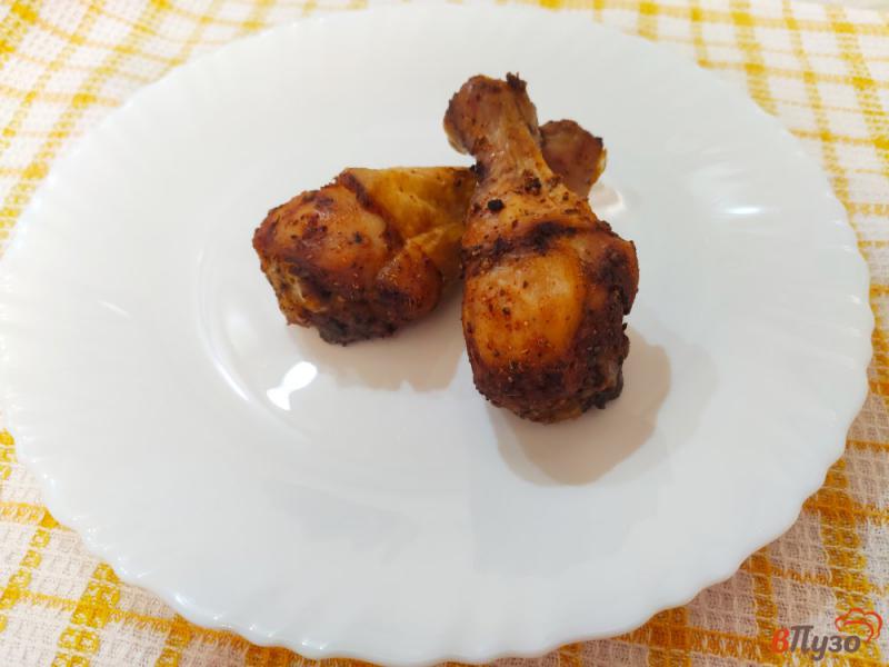 Фото приготовление рецепта: Куриные голени запечённые в сухом маринаде шаг №6