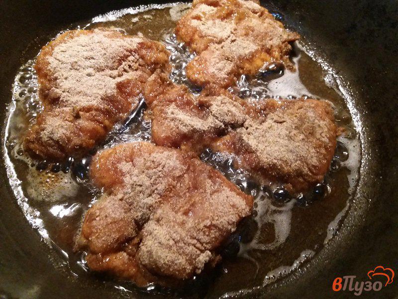 Фото приготовление рецепта: Шницель из куриного филе шаг №6