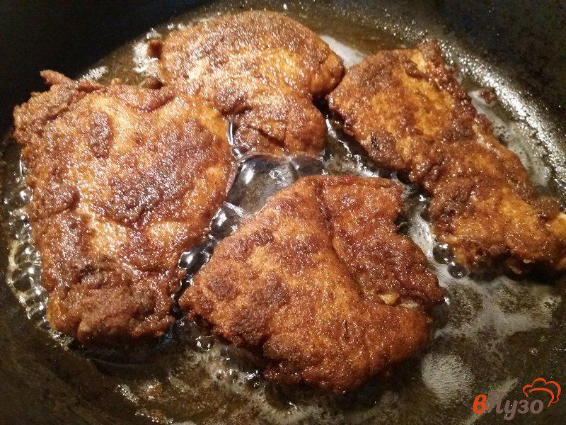 Фото приготовление рецепта: Шницель из куриного филе шаг №7