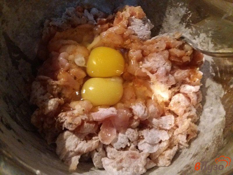 Фото приготовление рецепта: Рубленные котлеты из куриного филе с картофелем шаг №5