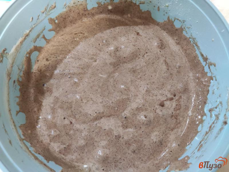 Фото приготовление рецепта: Шоколадный пирог с заварным кремом шаг №3