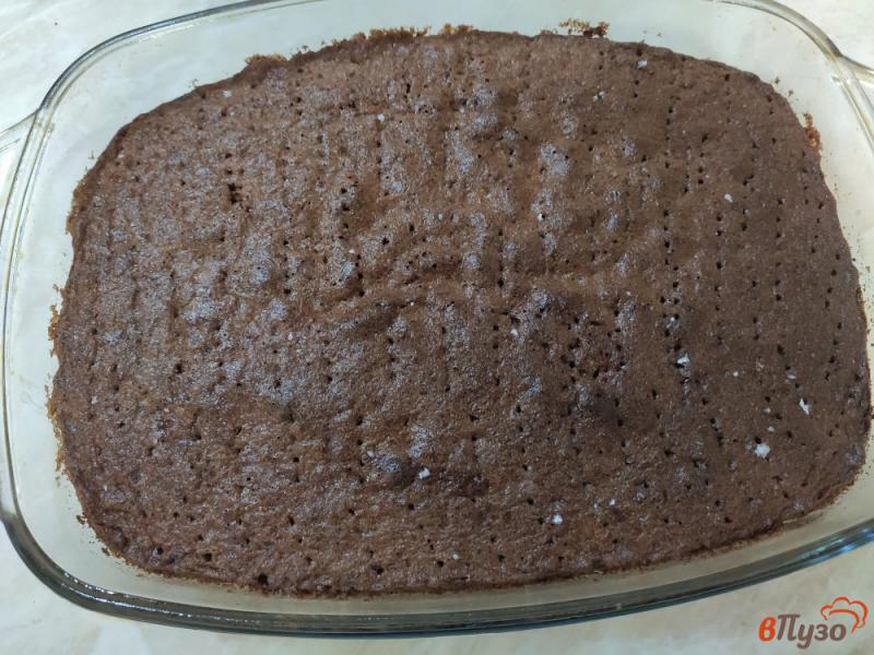 Фото приготовление рецепта: Шоколадный пирог с заварным кремом шаг №11