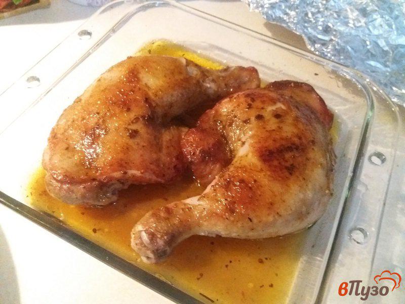 Фото приготовление рецепта: Жареные куриные окорочка шаг №7