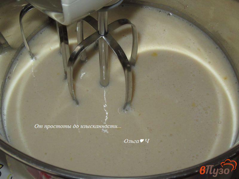 Фото приготовление рецепта: Оладьи на кислом молоке с корицей шаг №2