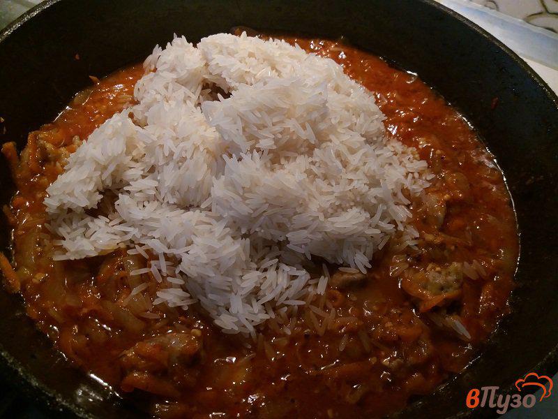 Фото приготовление рецепта: Жареный рис со свининой шаг №8