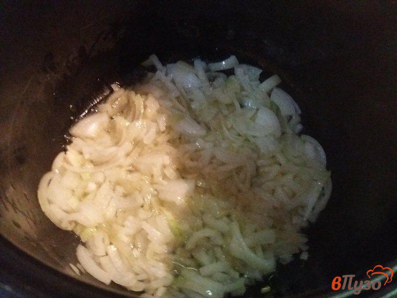 Фото приготовление рецепта: Тушеные куриные сердечки с картофелем в мультиварке шаг №3