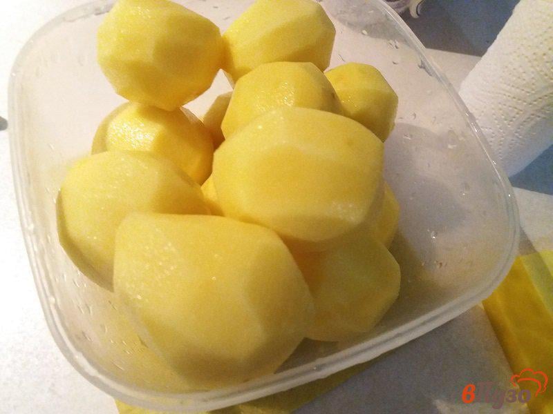 Фото приготовление рецепта: Тушеные куриные сердечки с картофелем в мультиварке шаг №6