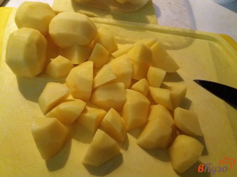 Фото приготовление рецепта: Тушеные куриные сердечки с картофелем в мультиварке шаг №7