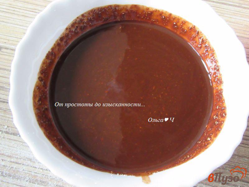 Фото приготовление рецепта: Конфеты из горького шоколада с кешью шаг №3