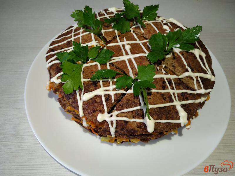 Фото приготовление рецепта: Печёночный торт с куриной печенью шаг №11