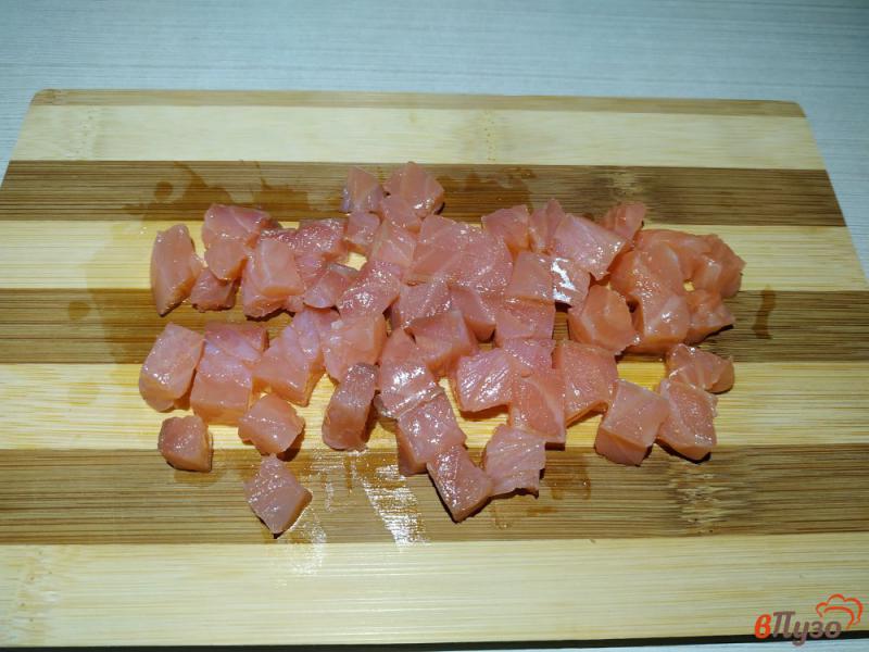 Фото приготовление рецепта: Тарталетки с красной рыбой шаг №6