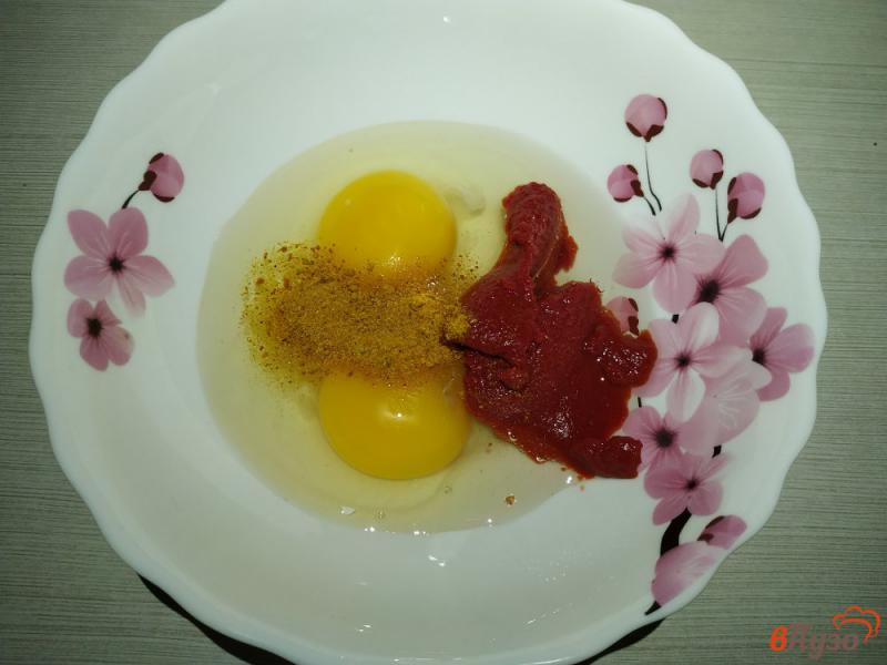 Фото приготовление рецепта: Отбивные из куриного филе в яично-томатном кляре шаг №3