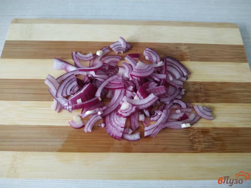 Фото приготовление рецепта: Слоёный салат со слабосоленым лососем шаг №1