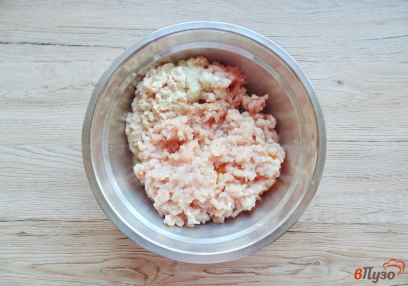 Фото приготовление рецепта: Котлеты с брокколи и морковью шаг №2