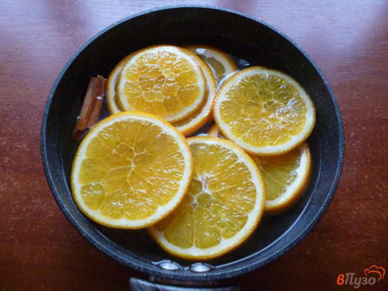 Фото приготовление рецепта: Карамелизированные апельсины в шоколаде шаг №4