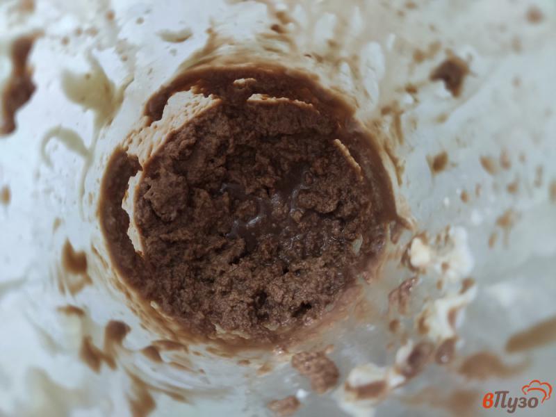 Фото приготовление рецепта: Мороженое из нутеллы шаг №3