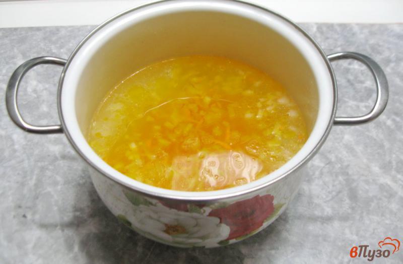 Фото приготовление рецепта: Суп с булгуром и сосисками шаг №2