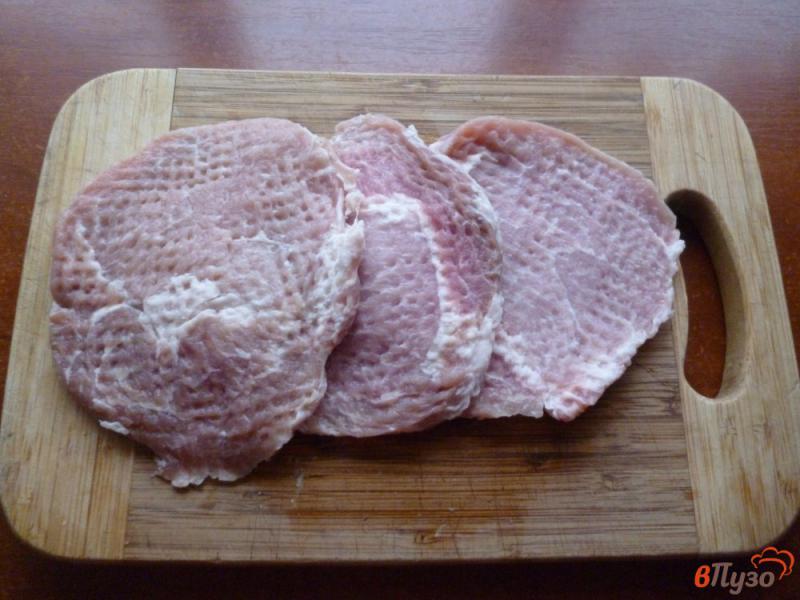 Фото приготовление рецепта: Свиные отбивные на сковороде гриль шаг №2