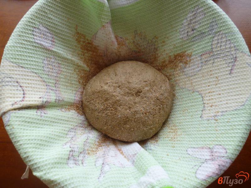 Фото приготовление рецепта: Ржаной хлеб с солодом на закваске шаг №7