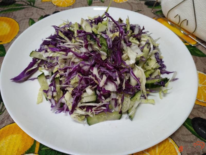 Фото приготовление рецепта: Салат три капусты шаг №8