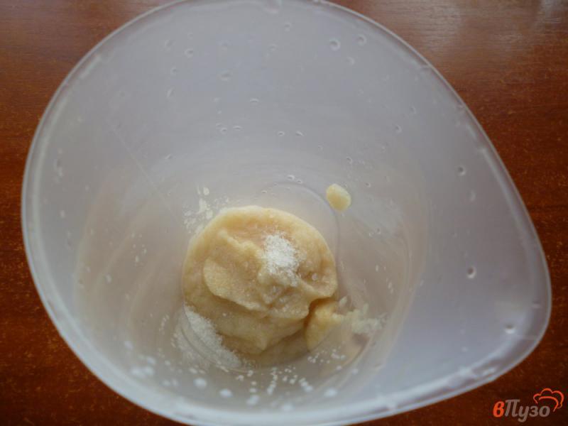 Фото приготовление рецепта: Майонезный соус на яблочном пюре шаг №2