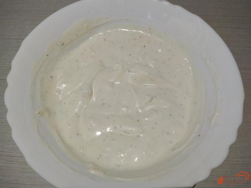 Фото приготовление рецепта: Картофель фри с домашним чесночным соусом шаг №3