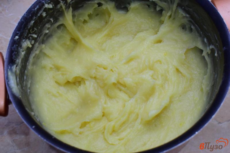 Фото приготовление рецепта: Лимонный заварной крем шаг №4