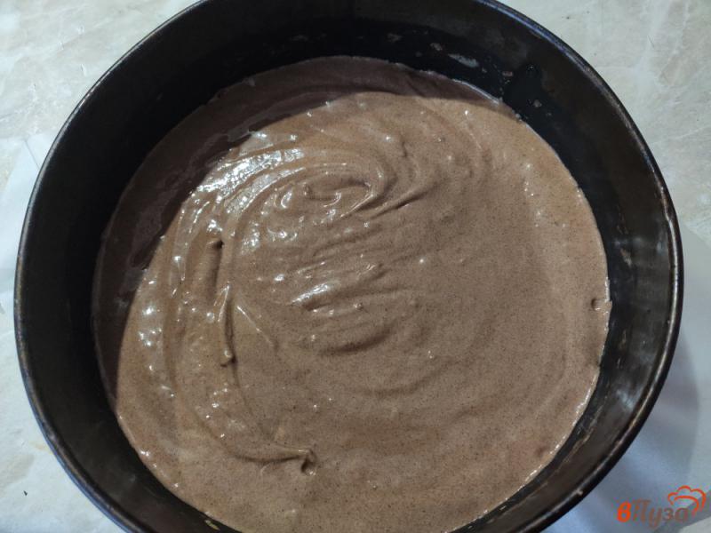 Фото приготовление рецепта: Шоколадный торт со сливочным кремом шаг №5