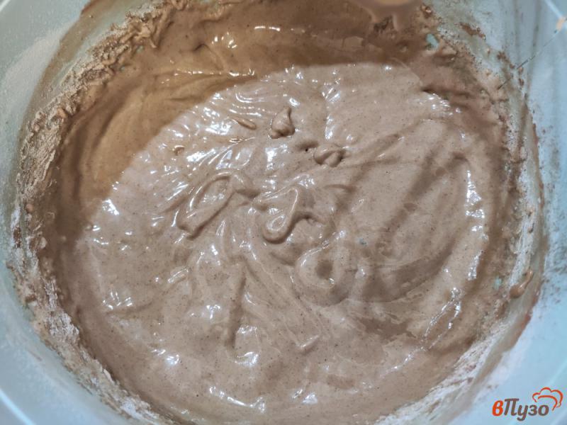 Фото приготовление рецепта: Шоколадный пирог с заварным кремом шаг №8