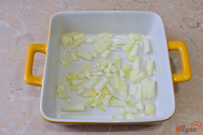 Фото приготовление рецепта: Курица с картошкой и шампиньонами в духовке шаг №1